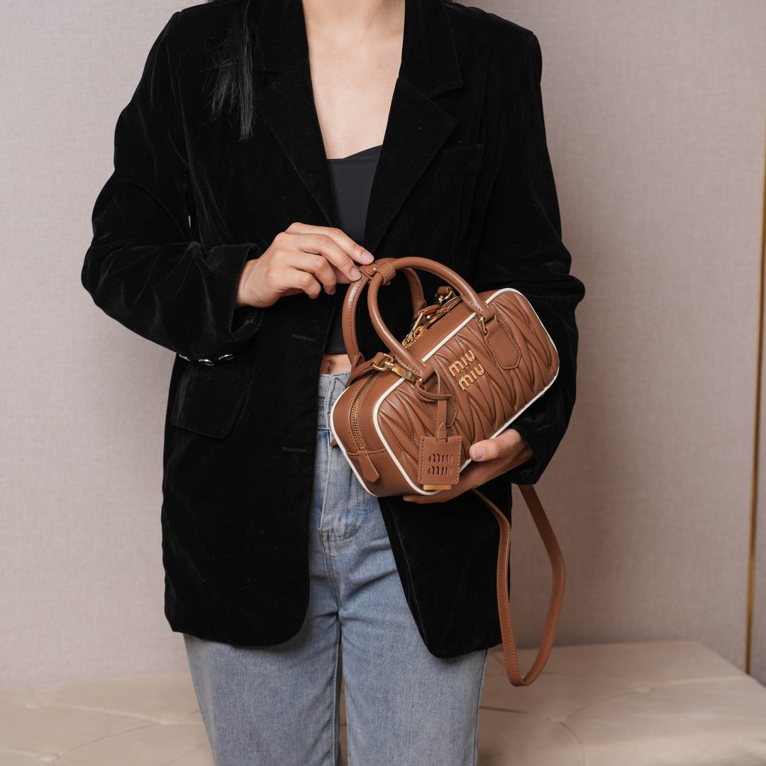 Miu Miu 5BB142 (brown/white)