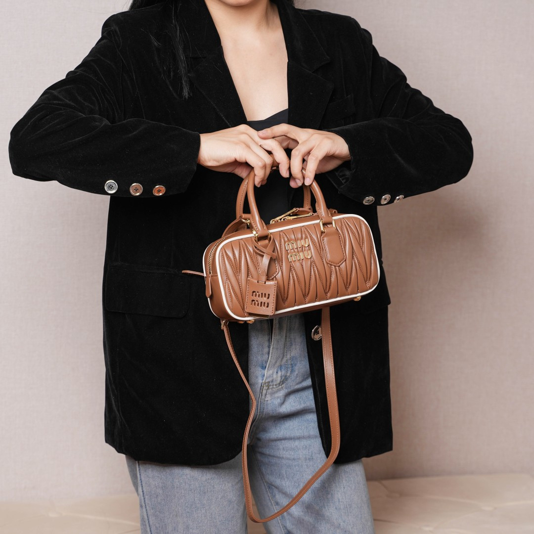 Miu Miu 5BB142 (brown/white)