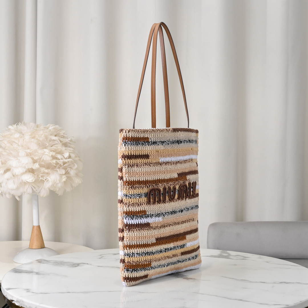 Miu Miu Style Bag Lookbook Reference image 2