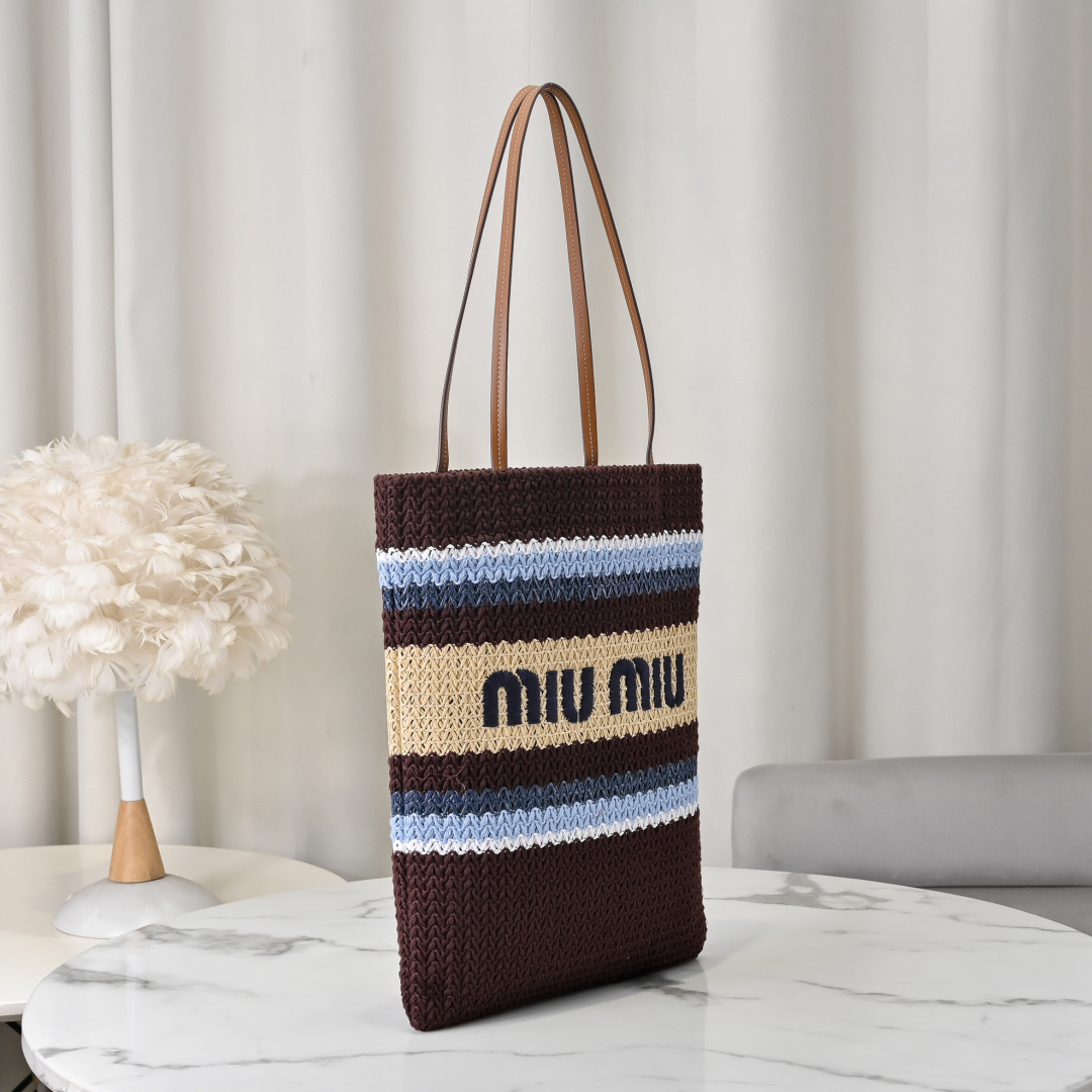 Miu Miu Style Bag Lookbook Reference image 2