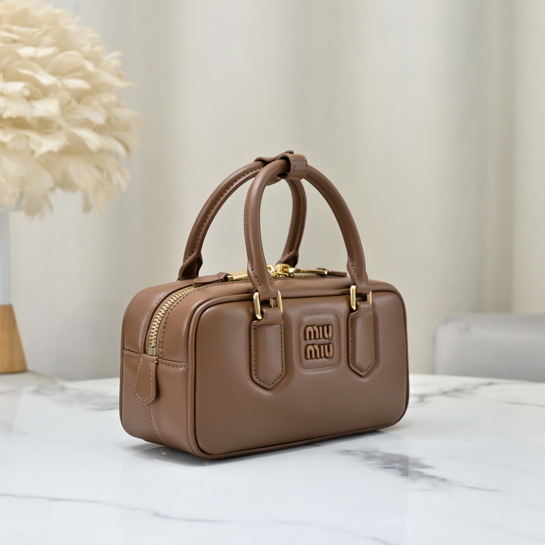 Miu Miu Style Brown Leather Bag Lookbook Reference image 2
