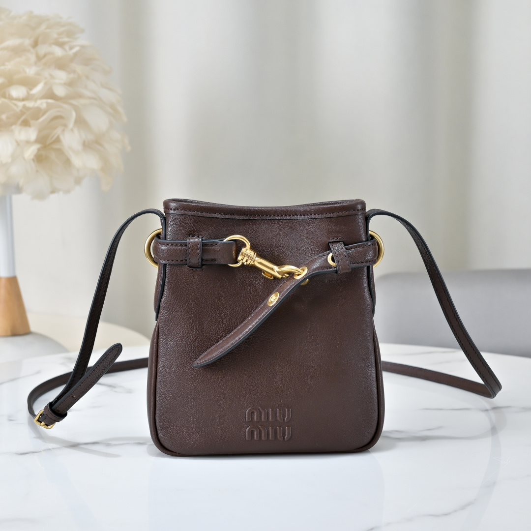 Miu Miu Style Leather Crossbody Bag Lookbook Reference image 1