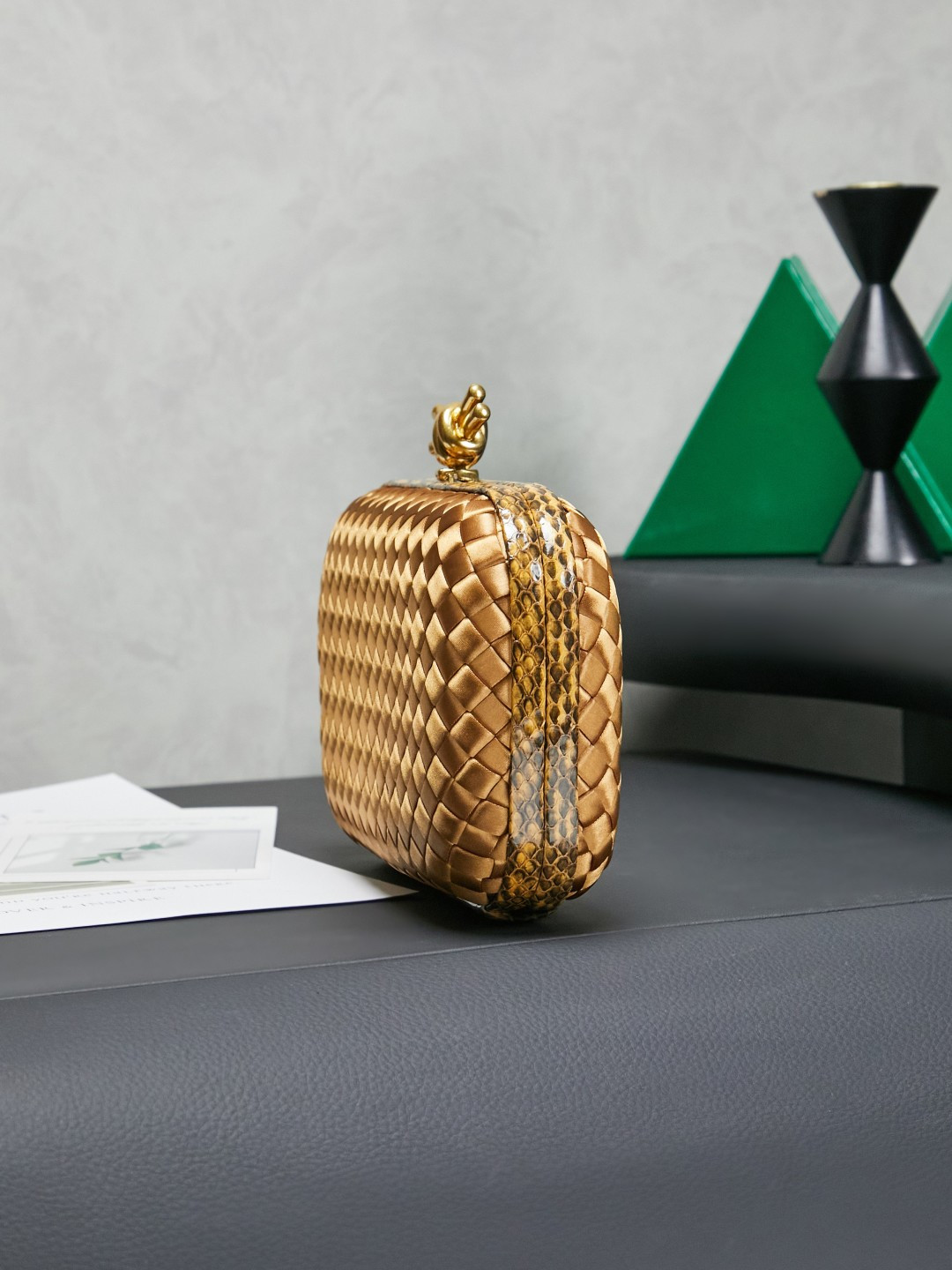 Bottega Veneta bag BV Knot knot ， ， Logo ， — photo 2