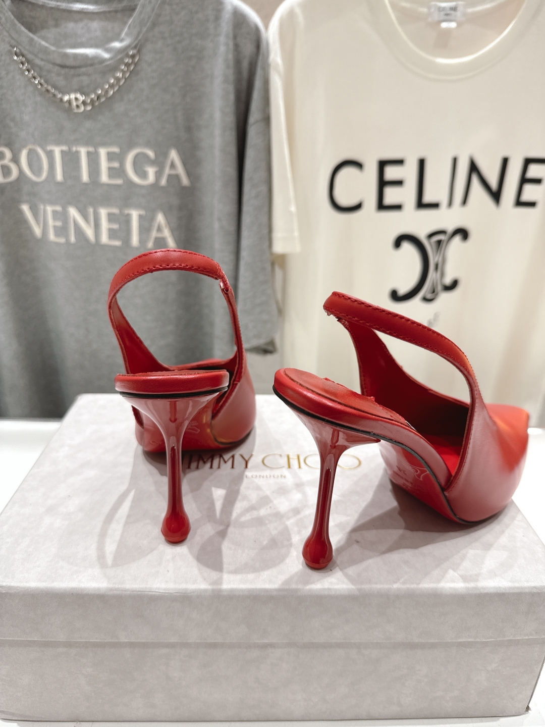 高版本出厂
  JIMMY CHOO*｜JC/吉米周2025ss夏季新款高跟凉鞋

原版套楦，完美的线条