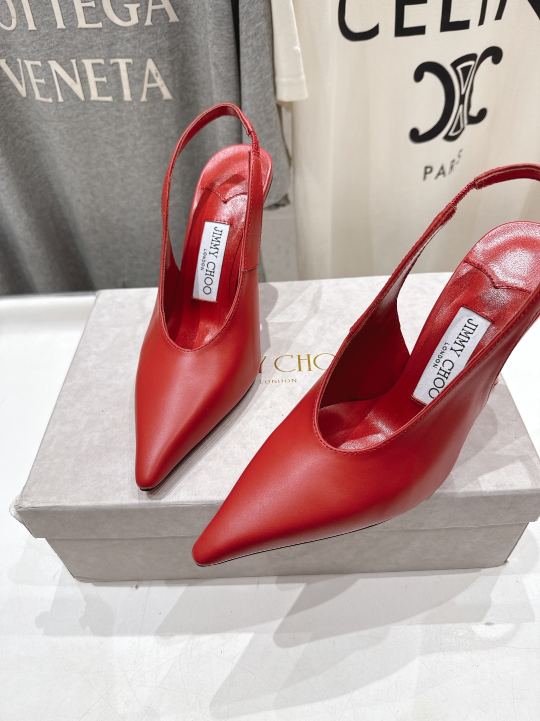 高版本出厂
  JIMMY CHOO*｜JC/吉米周2025ss夏季新款高跟凉鞋

原版套楦，完美的线条