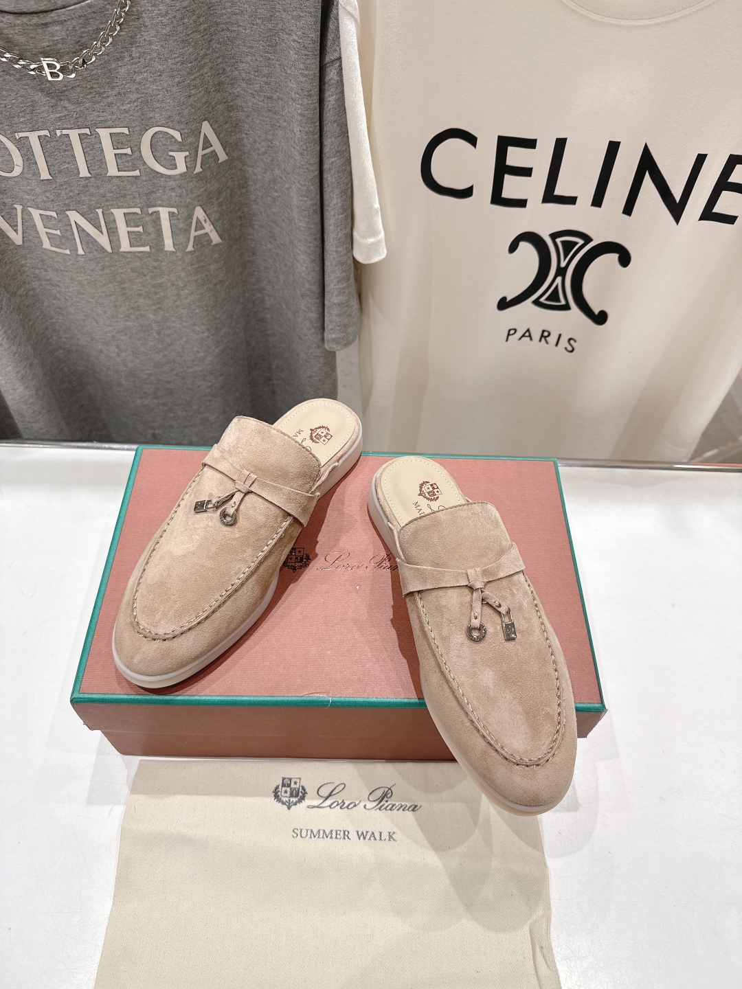 高版本出厂 半托
  Loro Piana* LP诺悠翩雅‖万年经典款半托乐福鞋 简约时尚 脚感超级舒适