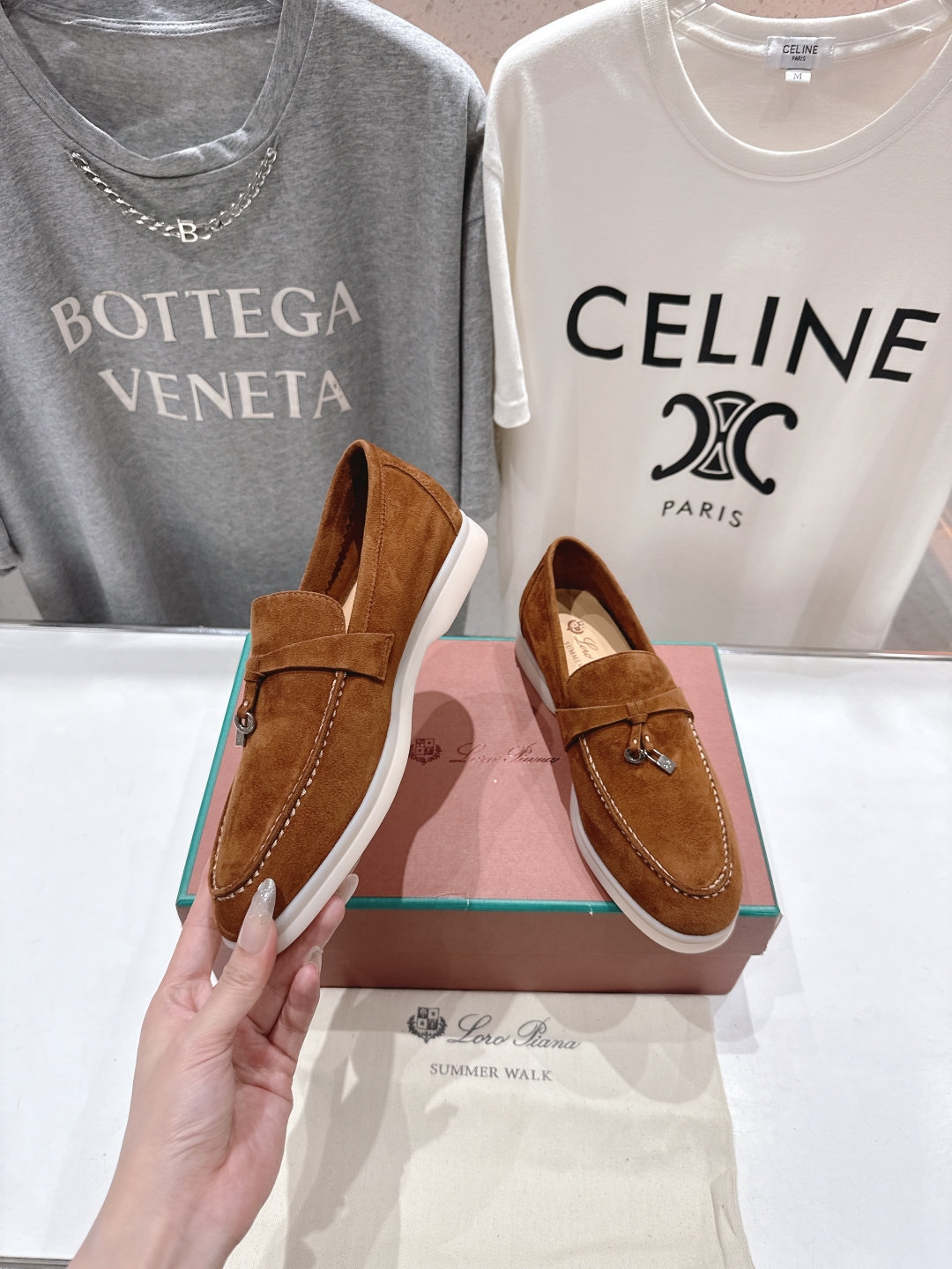 高版本出厂 
  Loro Piana* LP诺悠翩雅‖万年经典款单鞋一脚蹬乐福鞋 简约时尚 脚感超级舒