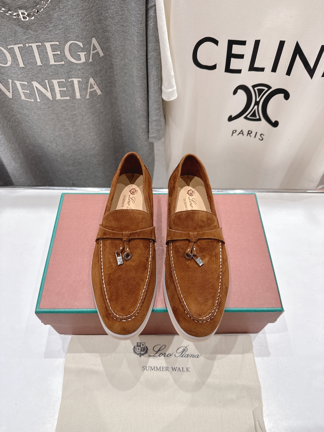 高版本出厂 
  Loro Piana* LP诺悠翩雅‖万年经典款单鞋一脚蹬乐福鞋 简约时尚 脚感超级舒
