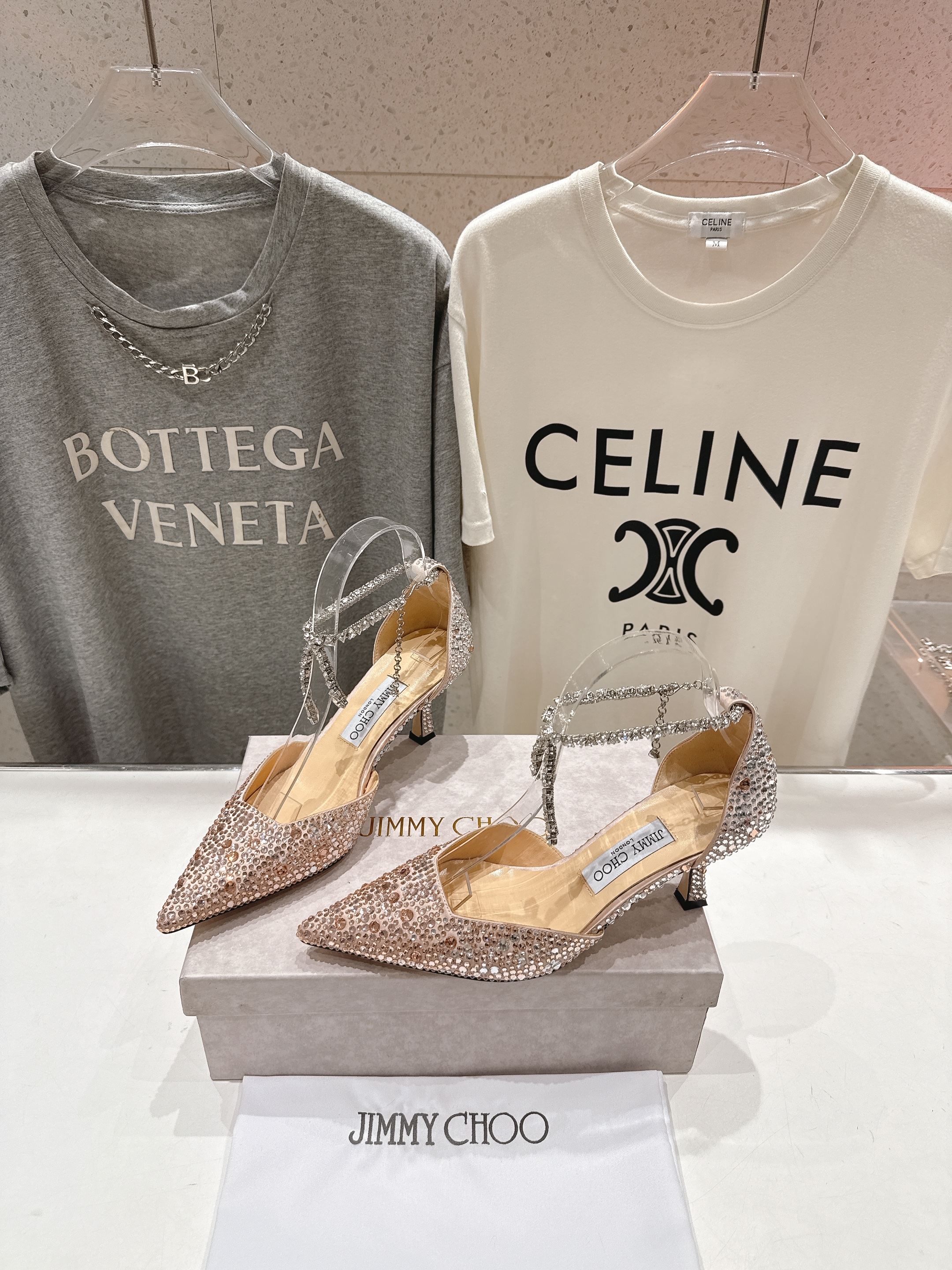 高版本出厂
  JIMMY CHOO*｜JC/吉米周2025ss春夏新款简约尖头链条烫钻高跟鞋单鞋

原