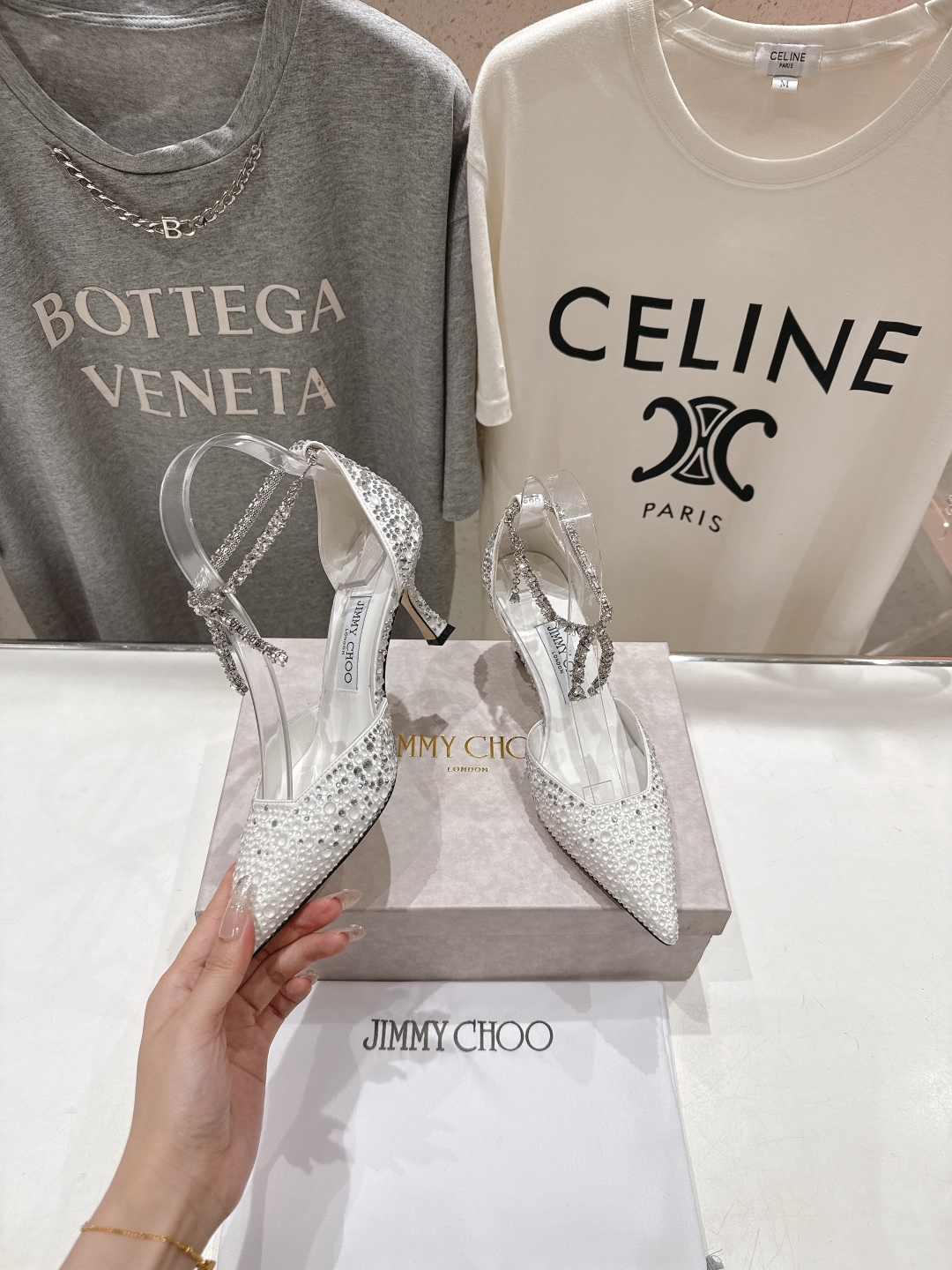 高版本出厂
  JIMMY CHOO*｜JC/吉米周2025ss春夏新款简约尖头链条烫钻高跟鞋单鞋

原