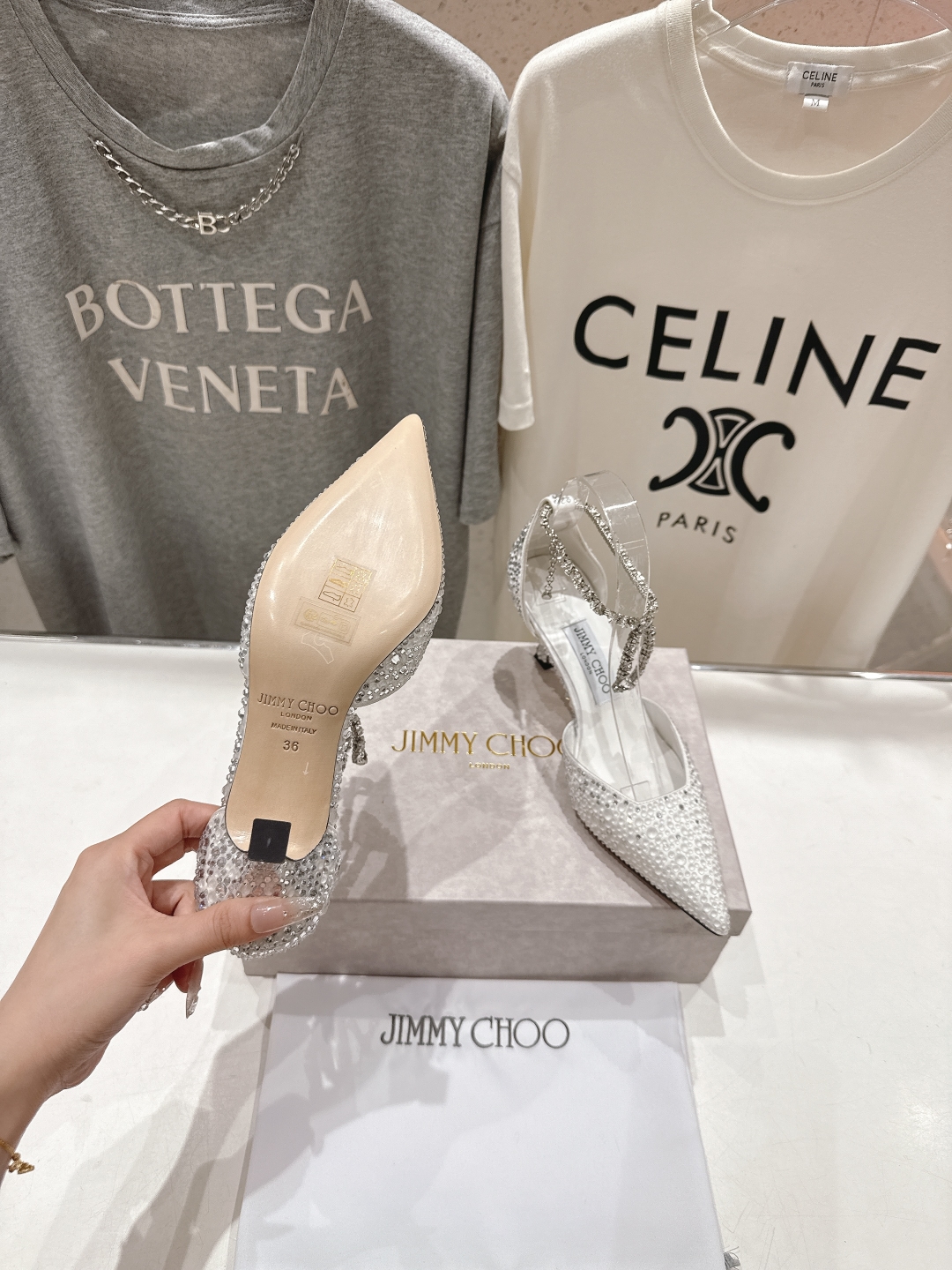 高版本出厂
  JIMMY CHOO*｜JC/吉米周2025ss春夏新款简约尖头链条烫钻高跟鞋单鞋

原