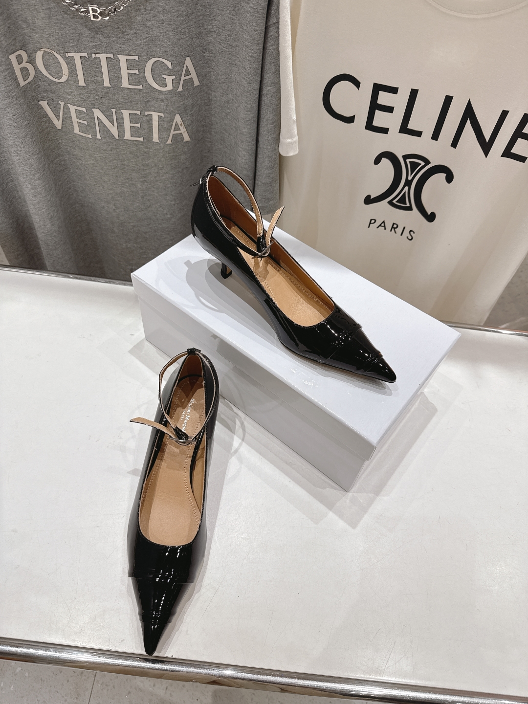 高版本出厂   
  MM6【Maison Martin Margiela】马吉拉2025ss新款仙女风