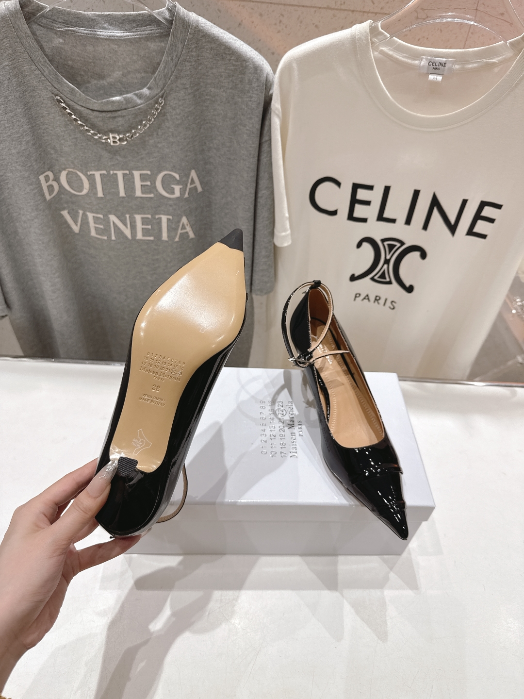 高版本出厂   
  MM6【Maison Martin Margiela】马吉拉2025ss新款仙女风