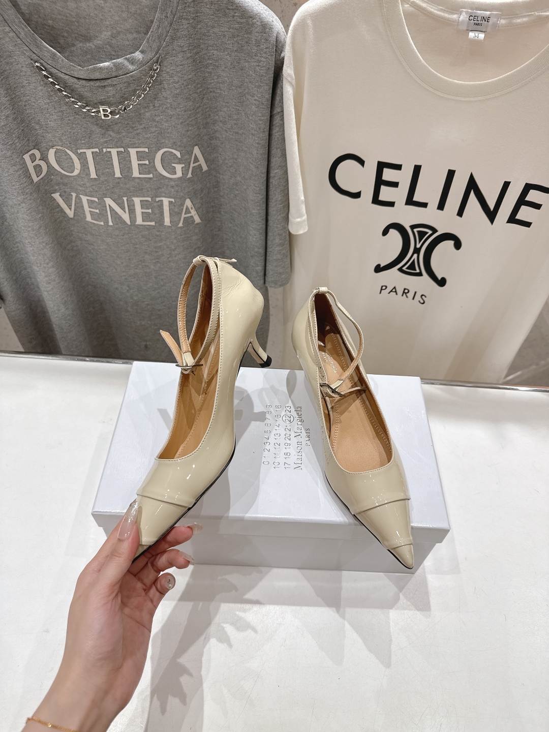 高版本出厂   
  MM6【Maison Martin Margiela】马吉拉2025ss新款仙女风