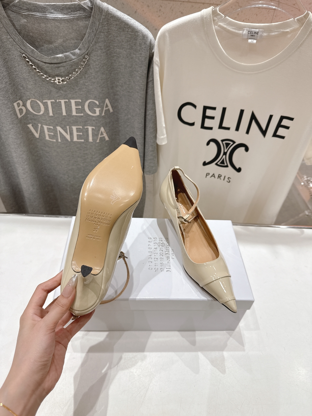 高版本出厂   
  MM6【Maison Martin Margiela】马吉拉2025ss新款仙女风