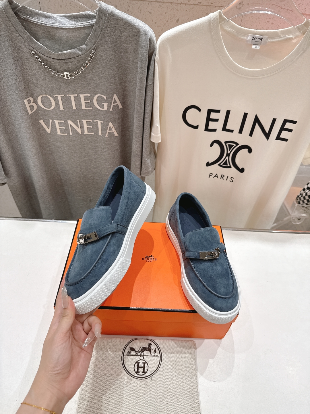 高版本出厂  男码+10
   Hermes/爱马仕H家25ss新款情侣休闲鞋乐福鞋
经典休闲风格+H家