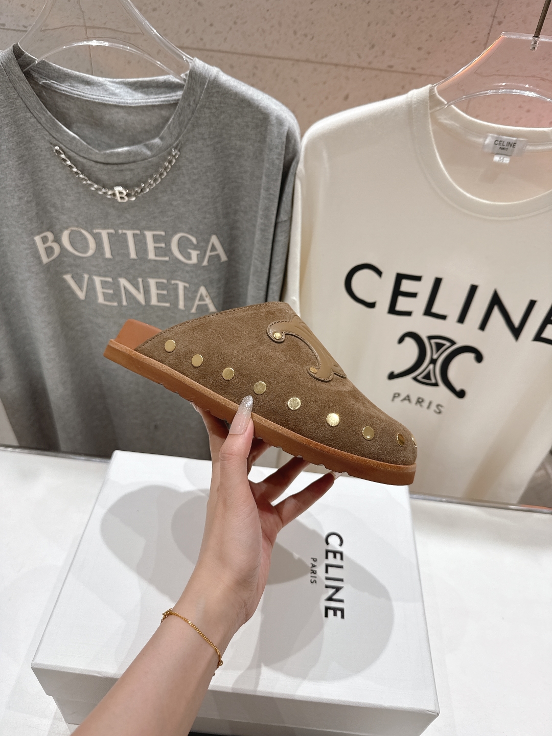 高版本出厂
 Celine*塞琳2025ss春夏新款勃肯复古半包拖鞋高级感十足
网红ins种草神器、非常