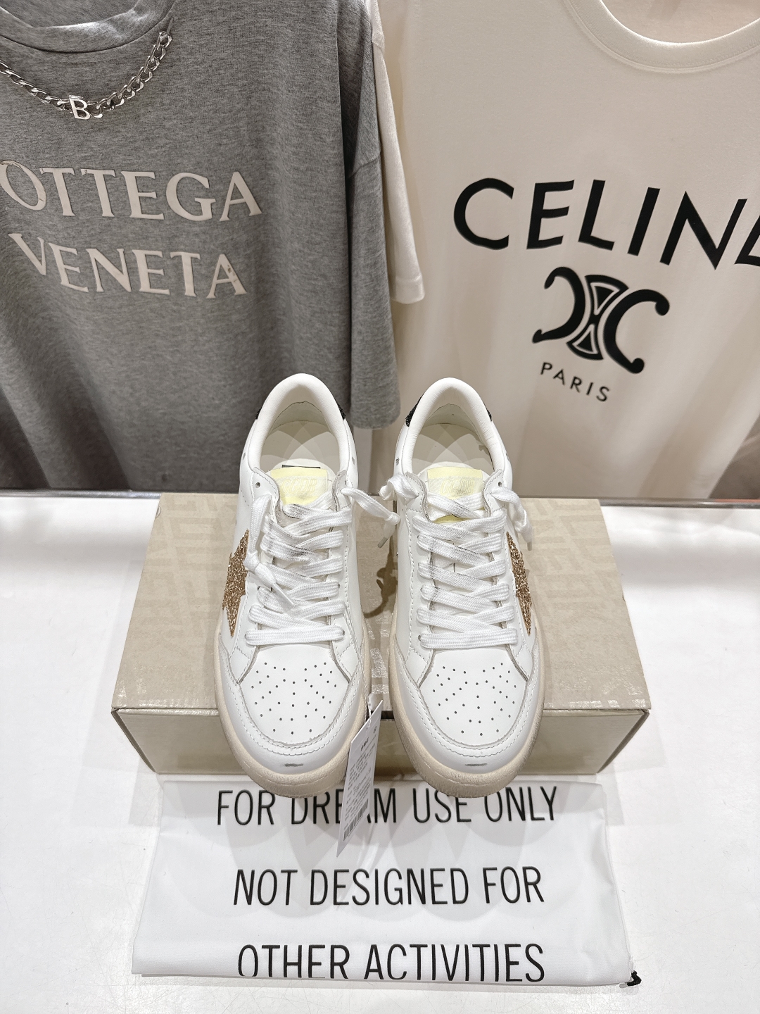 顶级版本 
 GGDB~~Golden Goose Deluxe Brand
# 全网最好版本不服来比 