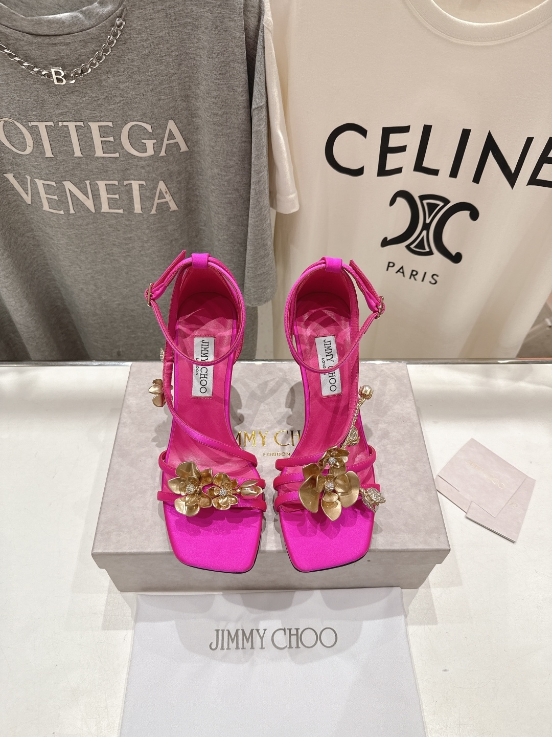 高版本出厂
JIMMY CHOO*|JC/吉米周2025春夏新款IXIA 95 系列高跟凉鞋
经典