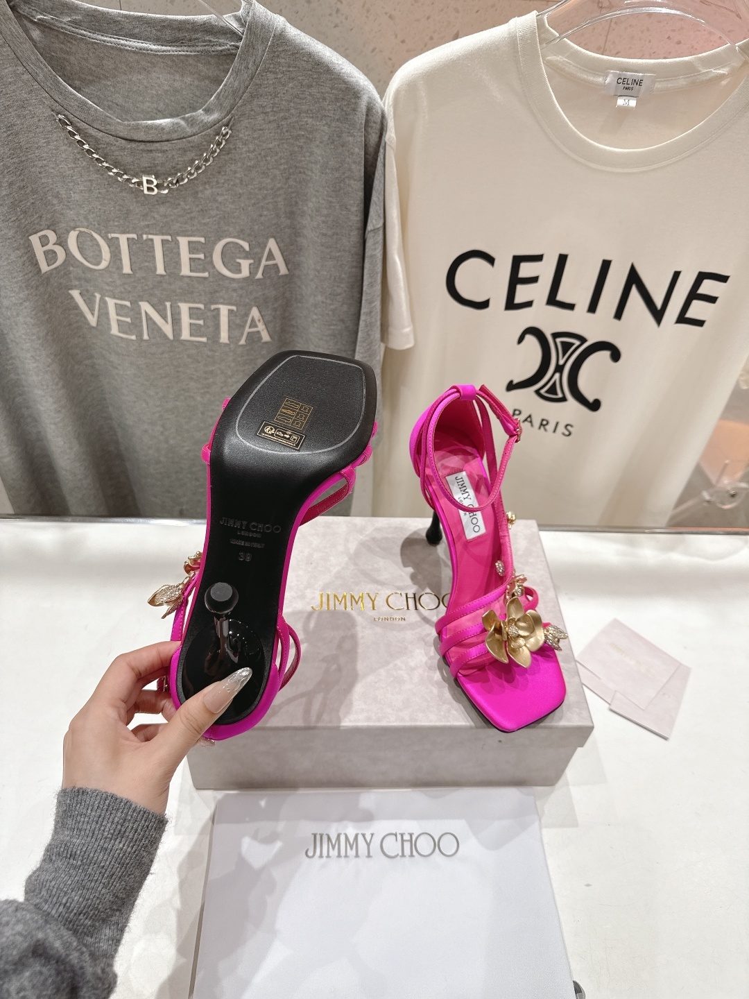 高版本出厂
JIMMY CHOO*|JC/吉米周2025春夏新款IXIA 95 系列高跟凉鞋
经典