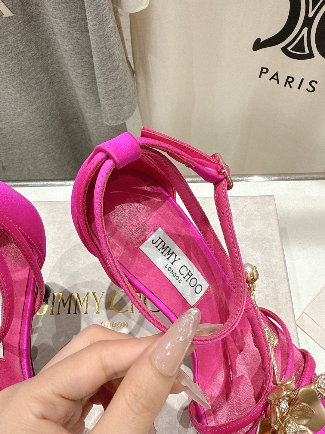 高版本出厂
JIMMY CHOO*|JC/吉米周2025春夏新款IXIA 95 系列高跟凉鞋
经典
