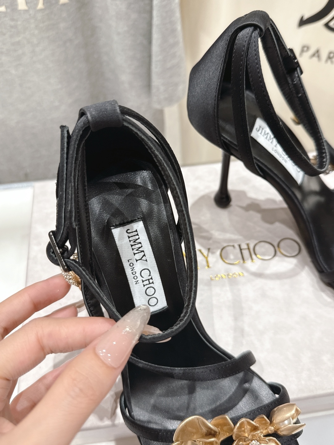高版本出厂
JIMMY CHOO*|JC/吉米周2025春夏新款IXIA 95 系列高跟凉鞋
经典