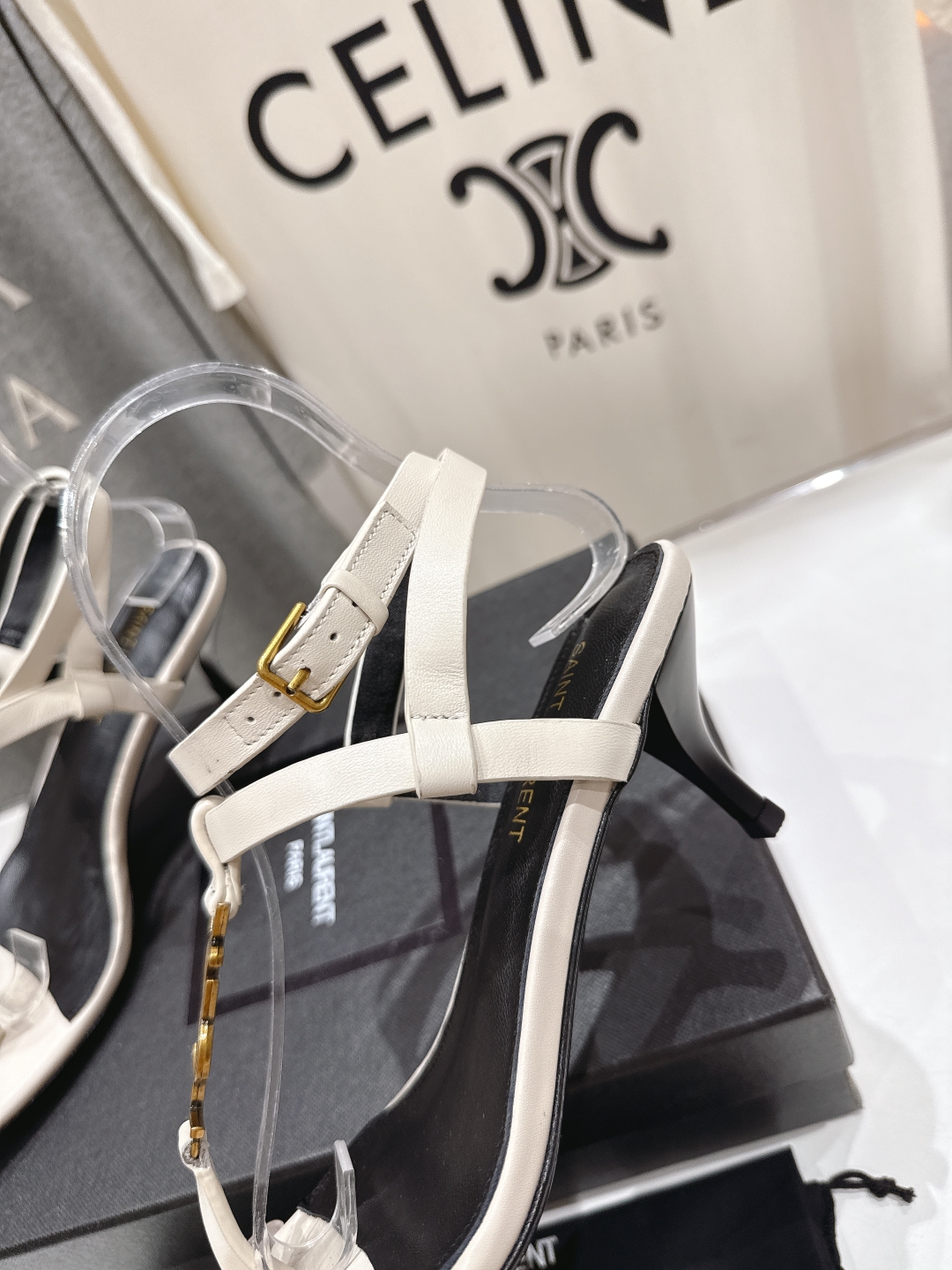 高版本出厂
 SAINT LAURENT*～圣罗兰ysl 25ss夏季全新走秀款小高跟夹脚凉鞋·全新鞋型