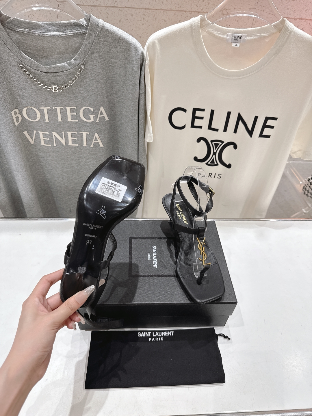高版本出厂
 SAINT LAURENT*～圣罗兰ysl 25ss夏季全新走秀款小高跟夹脚凉鞋·全新鞋型