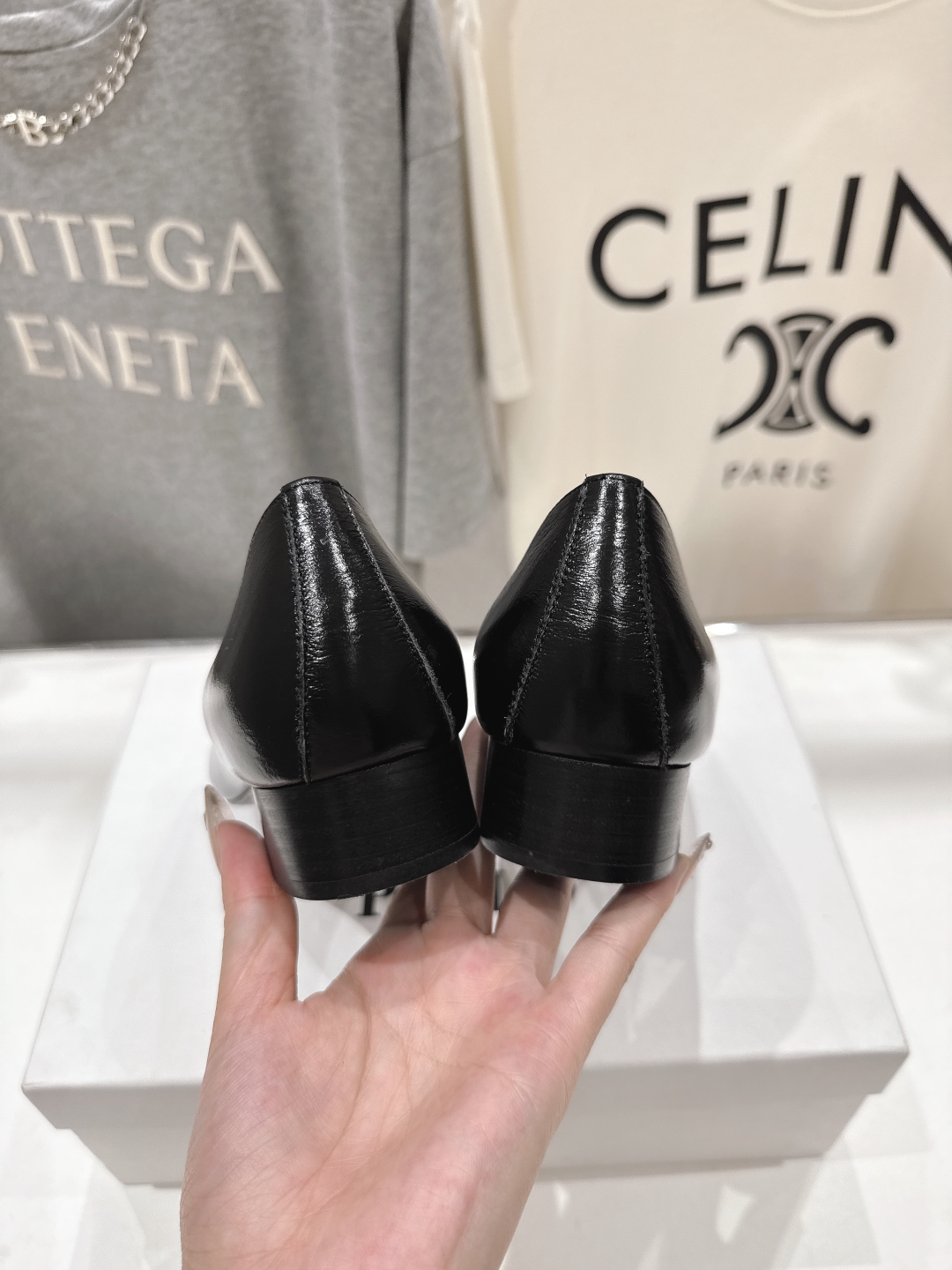 Elegant Phoebe Philo Inspired Leather Pumps - Retro Chic Style 9 cmp a1745240162970 0125