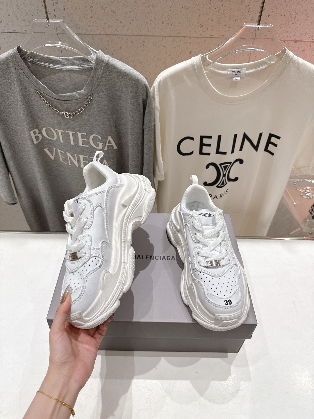 高版本出厂 
  Balenciag*巴黎世家25ss早春最新爆款明星走秀同款，Sneaker运动老爹鞋