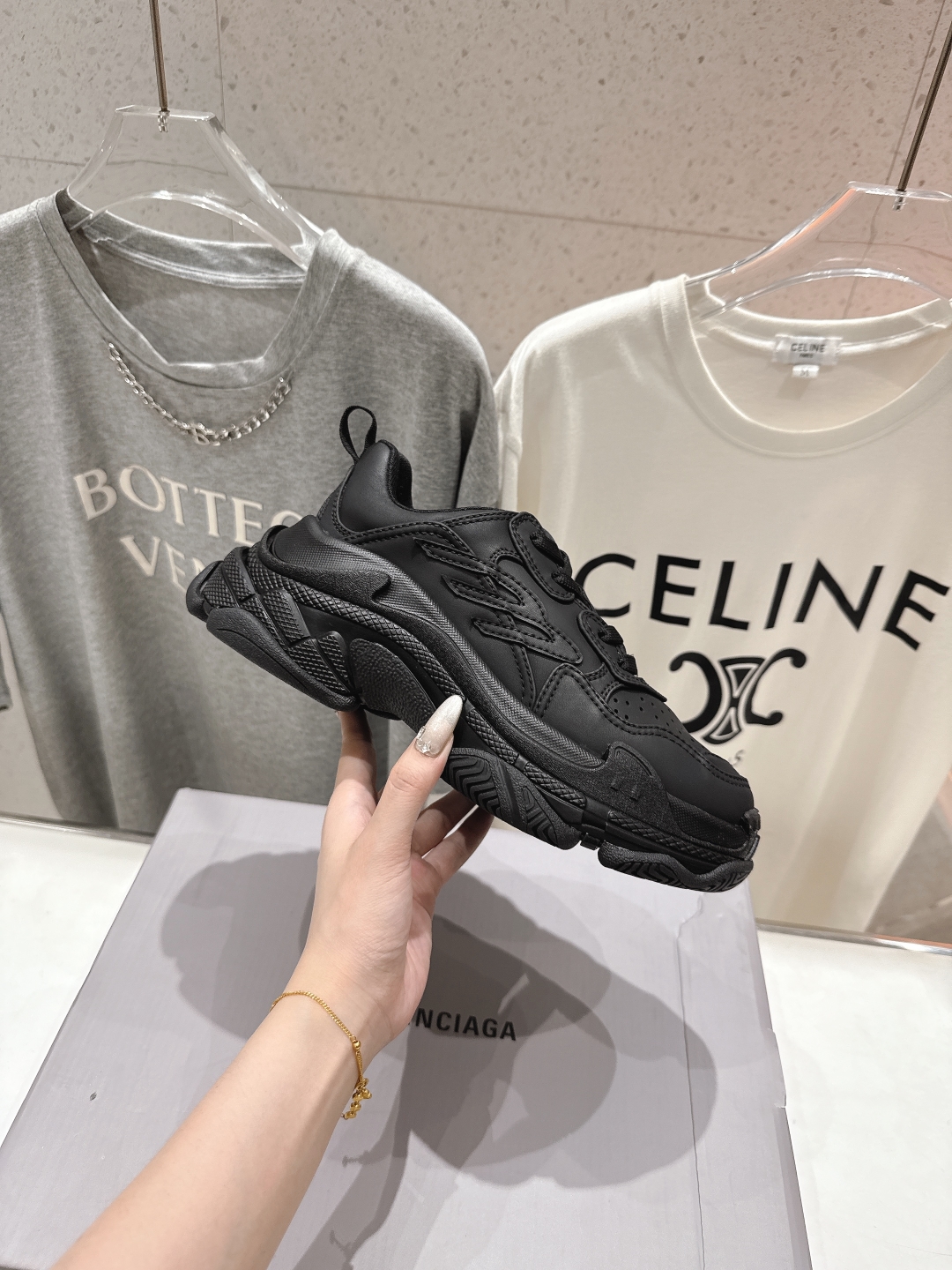 高版本出厂 
  Balenciag*巴黎世家25ss早春最新爆款明星走秀同款，Sneaker运动老爹鞋
