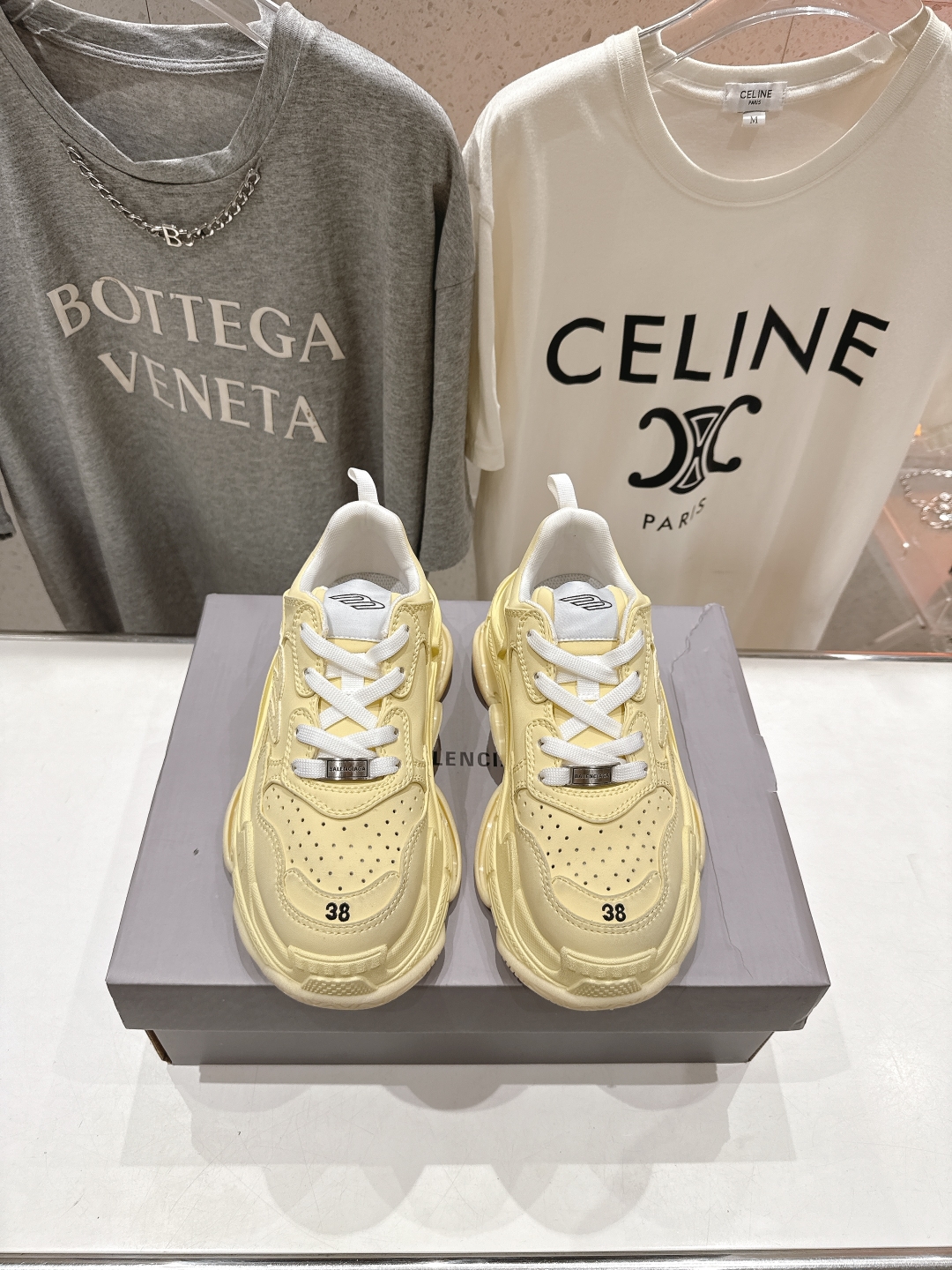 高版本出厂 
  Balenciag*巴黎世家25ss早春最新爆款明星走秀同款，Sneaker运动老爹鞋