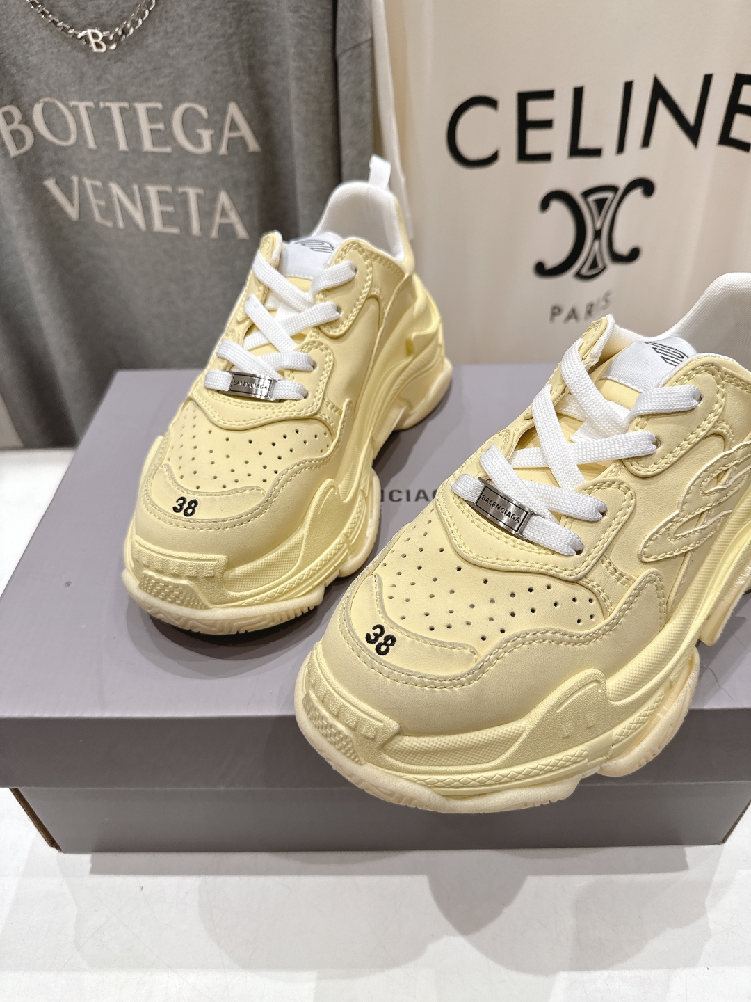 高版本出厂 
  Balenciag*巴黎世家25ss早春最新爆款明星走秀同款，Sneaker运动老爹鞋