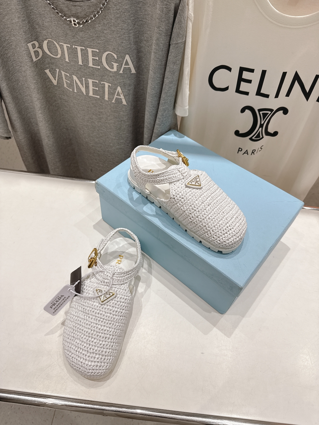 高版本出厂 
 Prada/普拉达25ss夏季新款编织沙滩勃肯拖鞋凉鞋
这个鞋型真的属于经典不会过时的设