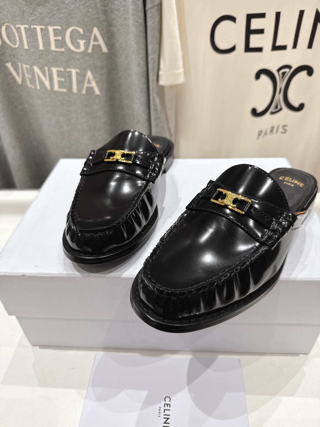 高版本出厂
 Celine*赛琳新品爆款平底半包拖鞋乐福鞋，2025全新升级版力推单品
🔝明星同款，舒适