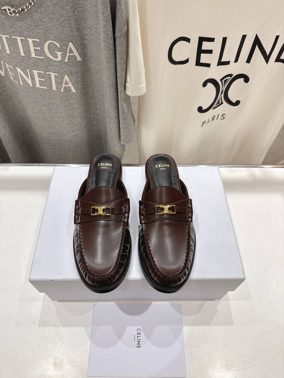 高版本出厂
 Celine*赛琳新品爆款平底半包拖鞋乐福鞋，2025全新升级版力推单品
🔝明星同款，舒适