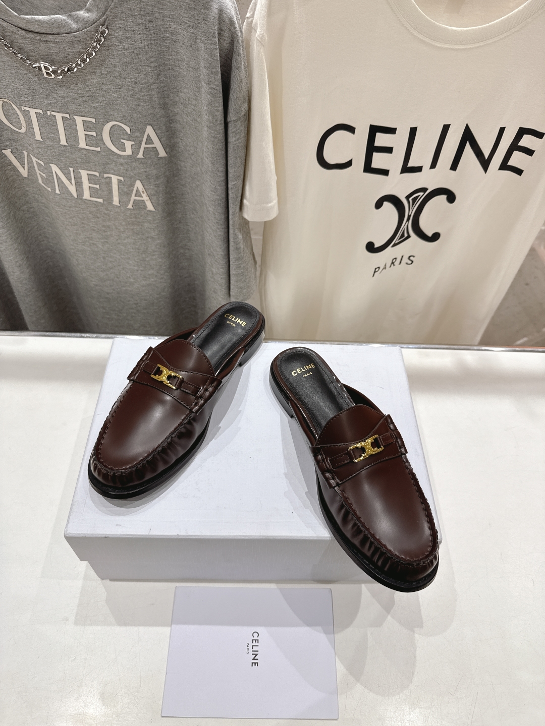 高版本出厂
 Celine*赛琳新品爆款平底半包拖鞋乐福鞋，2025全新升级版力推单品
🔝明星同款，舒适