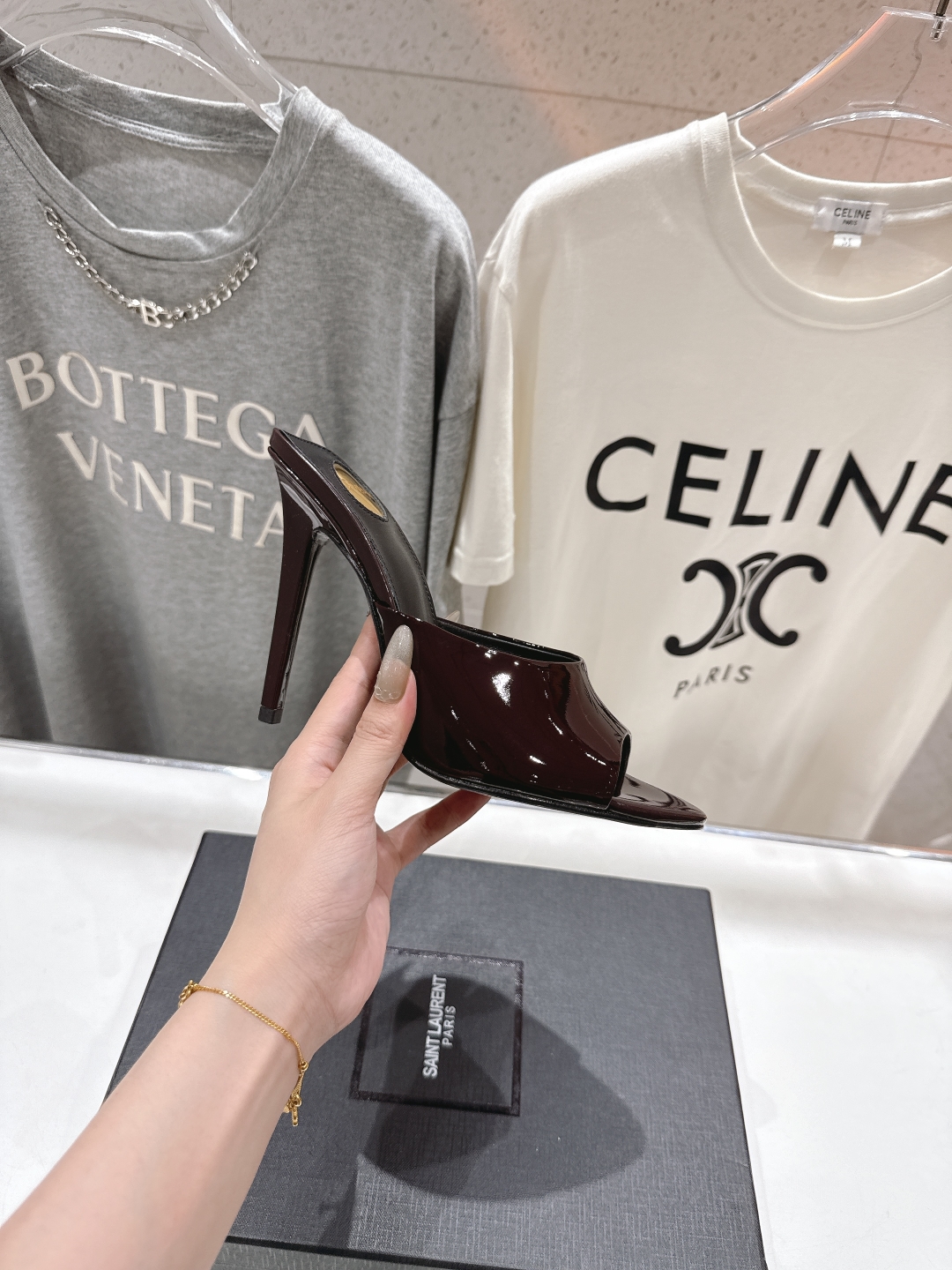高版本出厂
 SAINT LAUREN*～圣罗兰ysl 25ss春夏全新走秀款高跟拖鞋·全新鞋型

唯有
