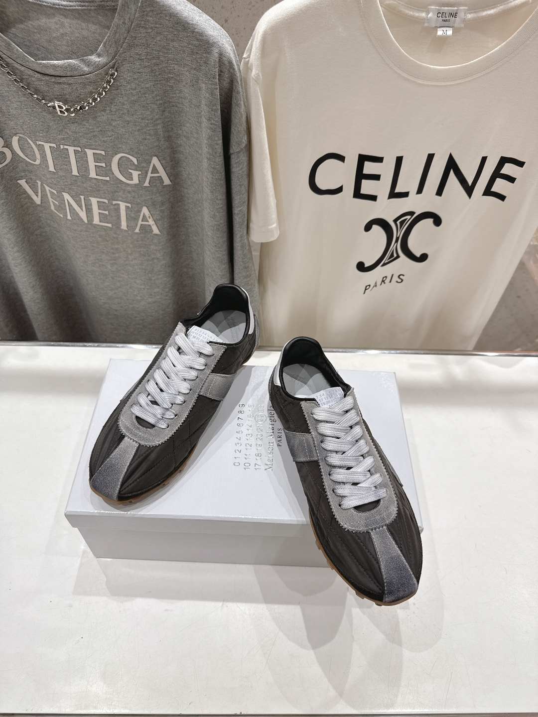 高版本出厂   
  MM6【Maison Martin Margiela】马吉拉2025ss平底系带德