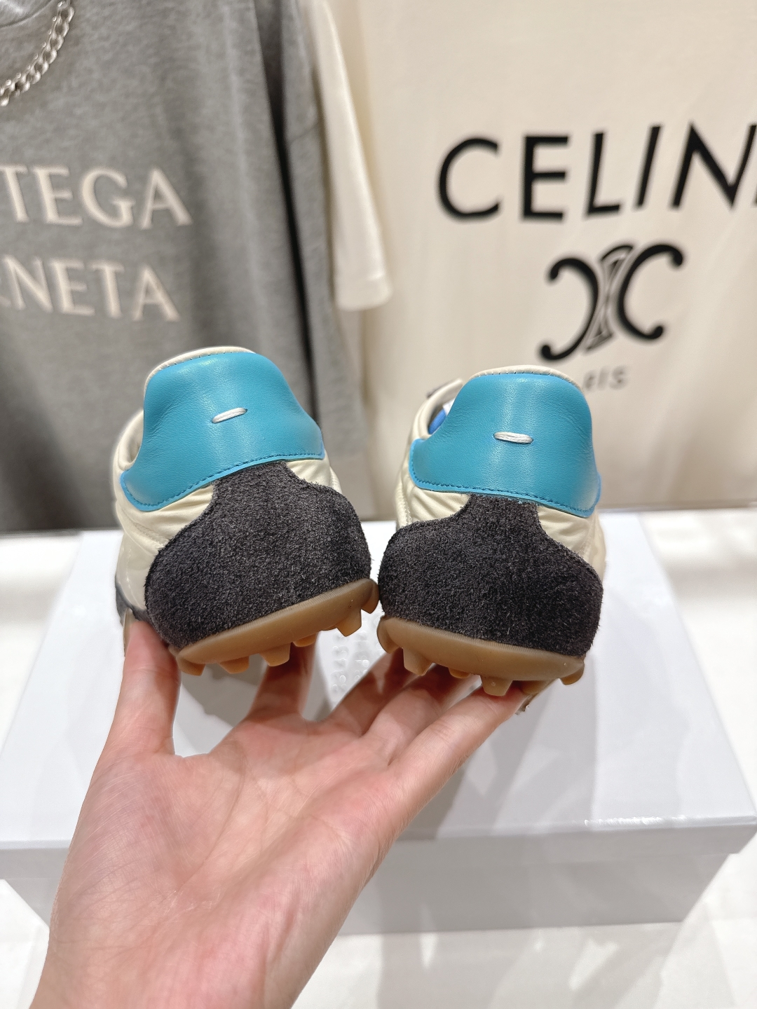 高版本出厂   
  MM6【Maison Martin Margiela】马吉拉2025ss平底系带德