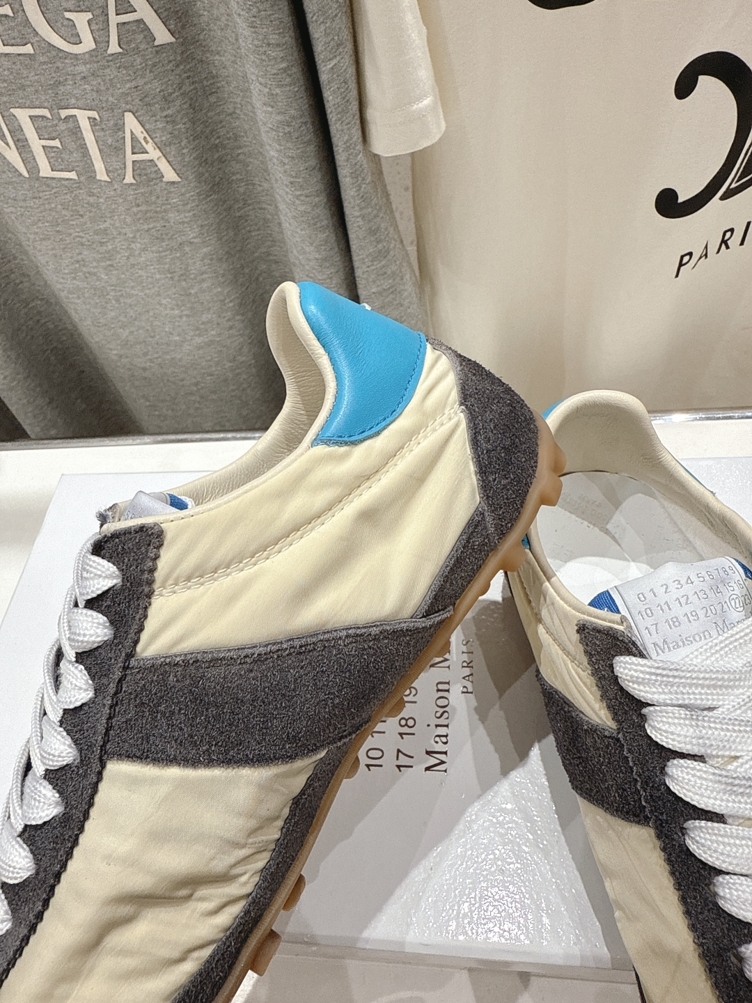 高版本出厂   
  MM6【Maison Martin Margiela】马吉拉2025ss平底系带德