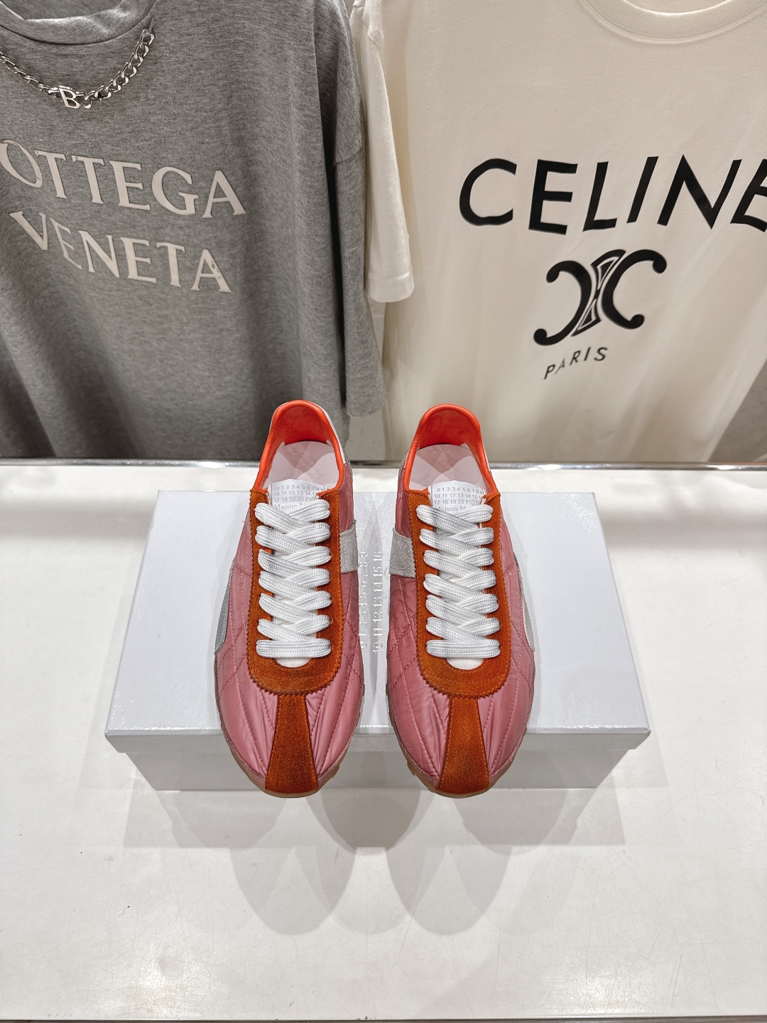 高版本出厂   
  MM6【Maison Martin Margiela】马吉拉2025ss平底系带德