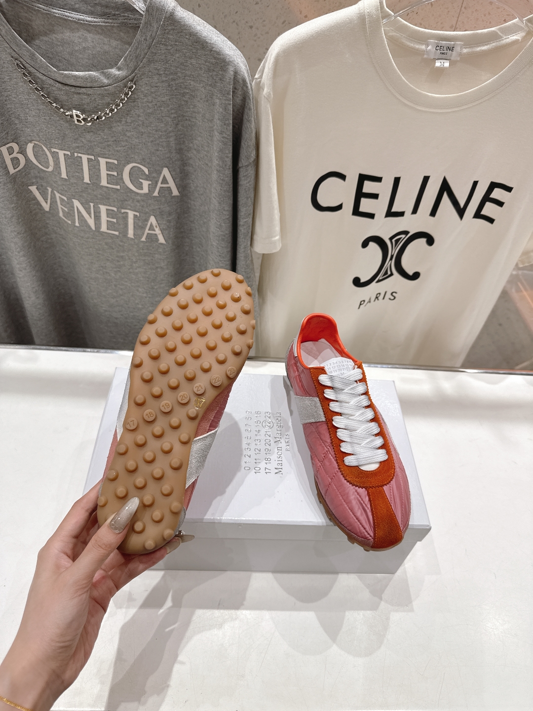 高版本出厂   
  MM6【Maison Martin Margiela】马吉拉2025ss平底系带德