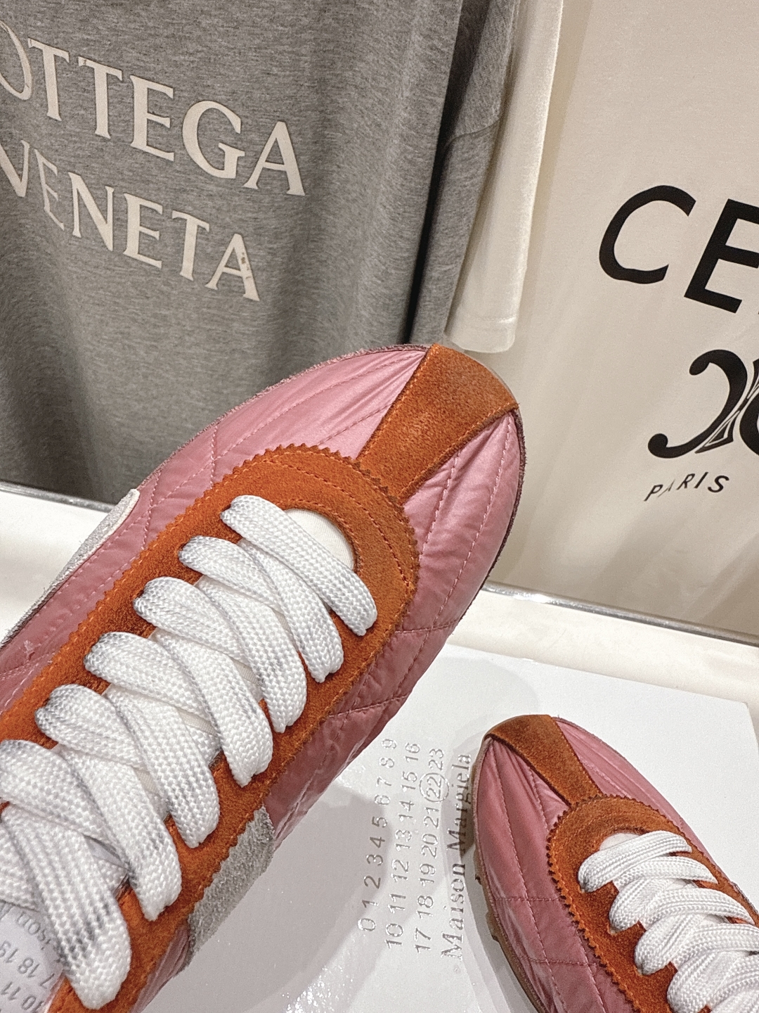 高版本出厂   
  MM6【Maison Martin Margiela】马吉拉2025ss平底系带德