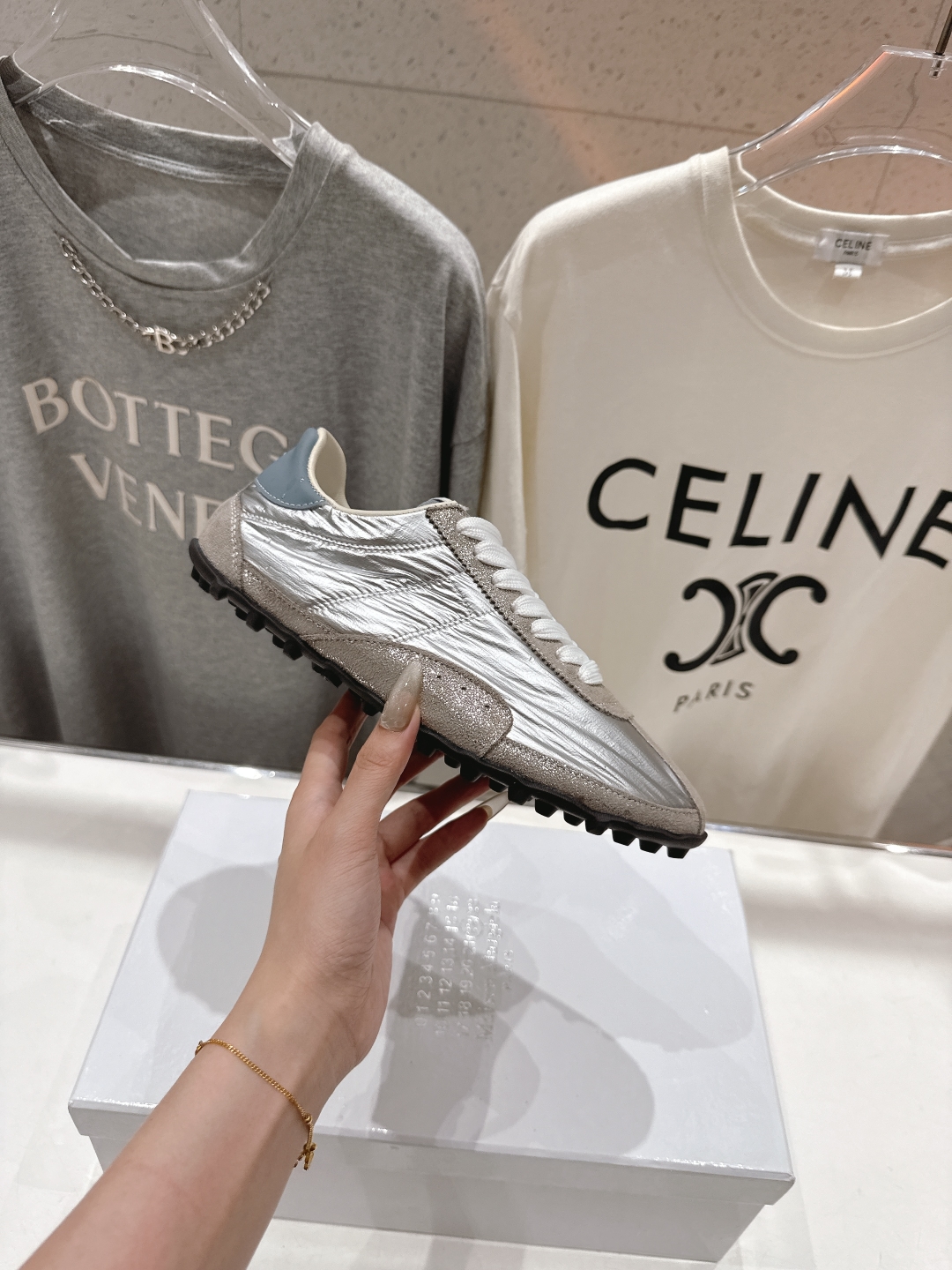 高版本出厂   
  MM6【Maison Martin Margiela】马吉拉2025ss平底系带德