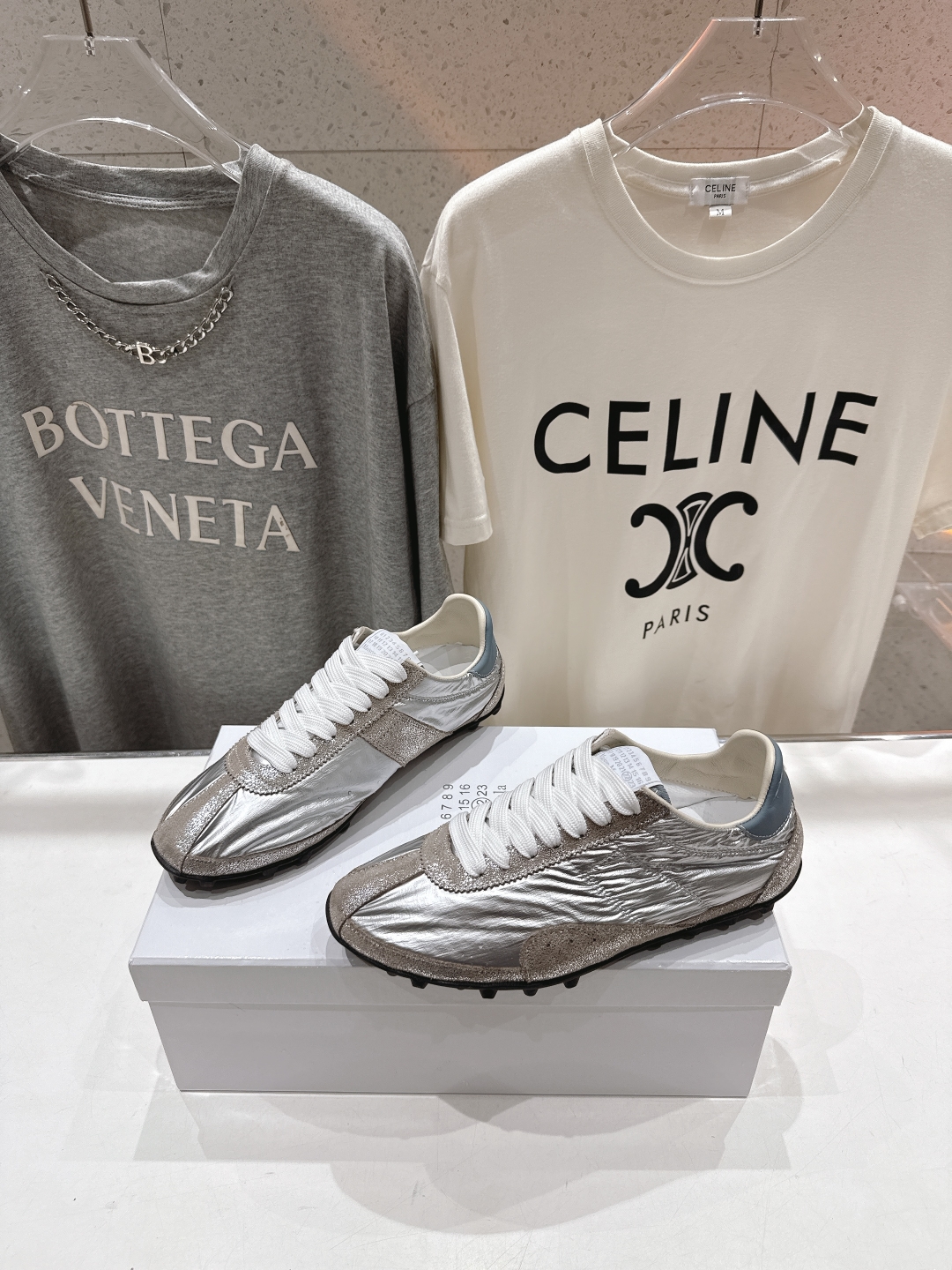 高版本出厂   
  MM6【Maison Martin Margiela】马吉拉2025ss平底系带德