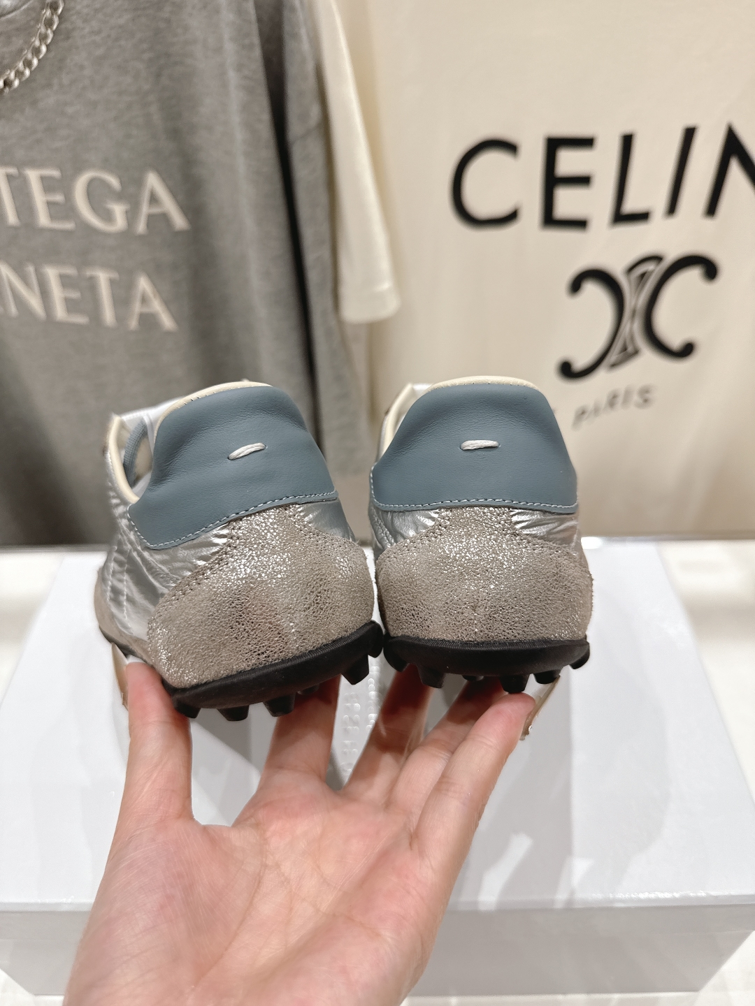 高版本出厂   
  MM6【Maison Martin Margiela】马吉拉2025ss平底系带德