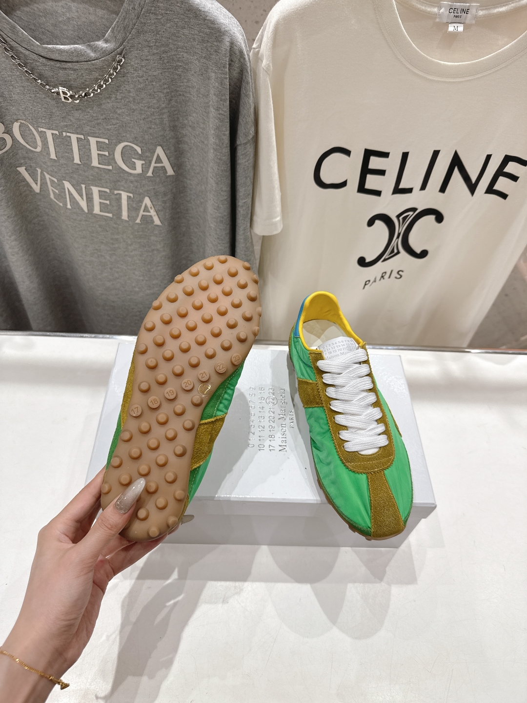 高版本出厂   
  MM6【Maison Martin Margiela】马吉拉2025ss平底系带德