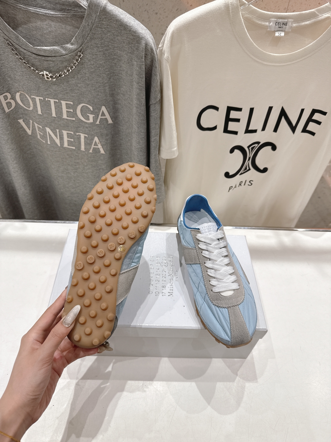 高版本出厂   
  MM6【Maison Martin Margiela】马吉拉2025ss平底系带德