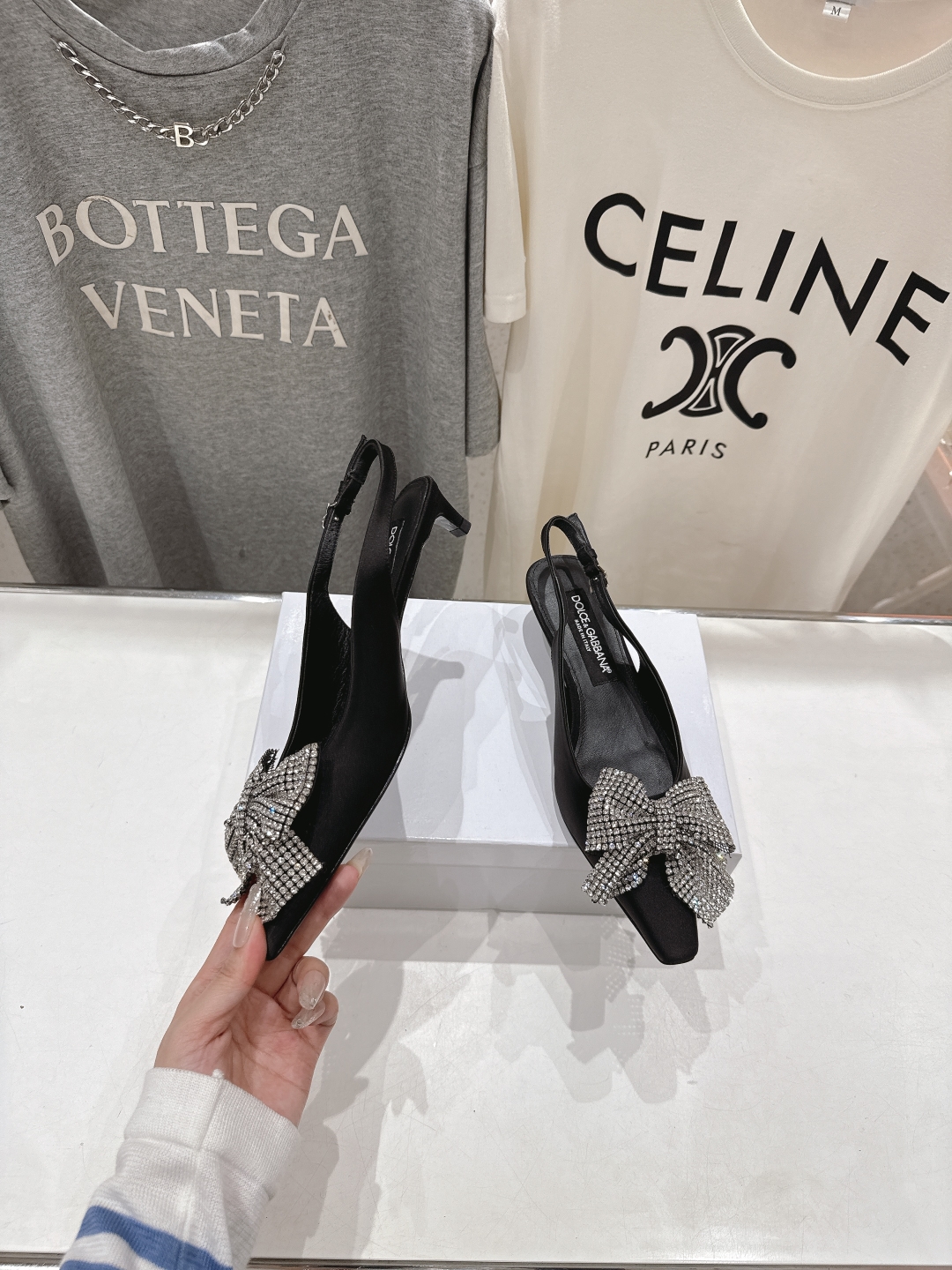 高版本出厂
 𝐃&️𝐆 2025春夏新品高跟凉鞋🆕
DOLCE & GABBANA...DG杜嘉班纳时装